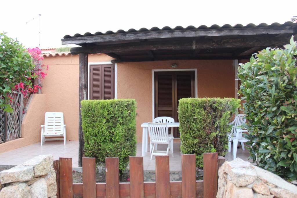 Casa Di Lu' - Bilocale Con Giardino - Porto Pollo Apartman Kültér fotó