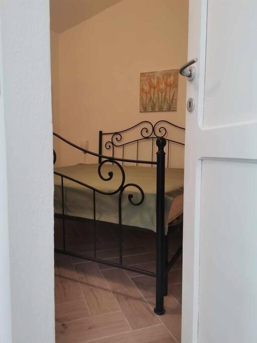 Casa Di Lu' - Bilocale Con Giardino - Porto Pollo Apartman Kültér fotó